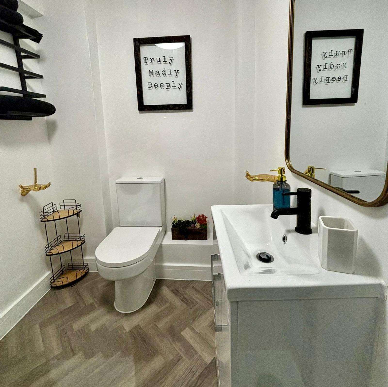Stylish And Chic Seaside Apartment Southend-on-Sea Extérieur photo