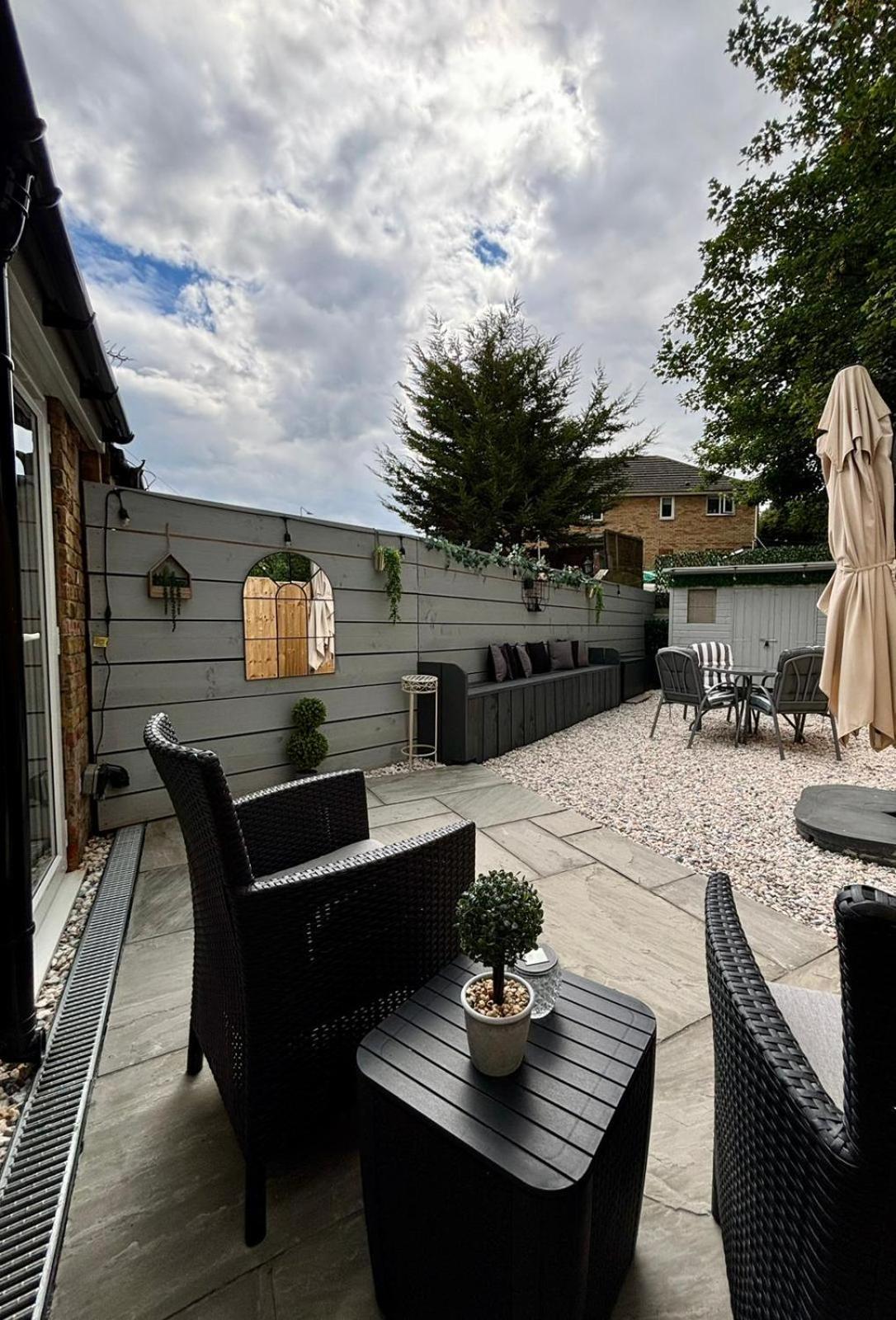 Stylish And Chic Seaside Apartment Southend-on-Sea Extérieur photo